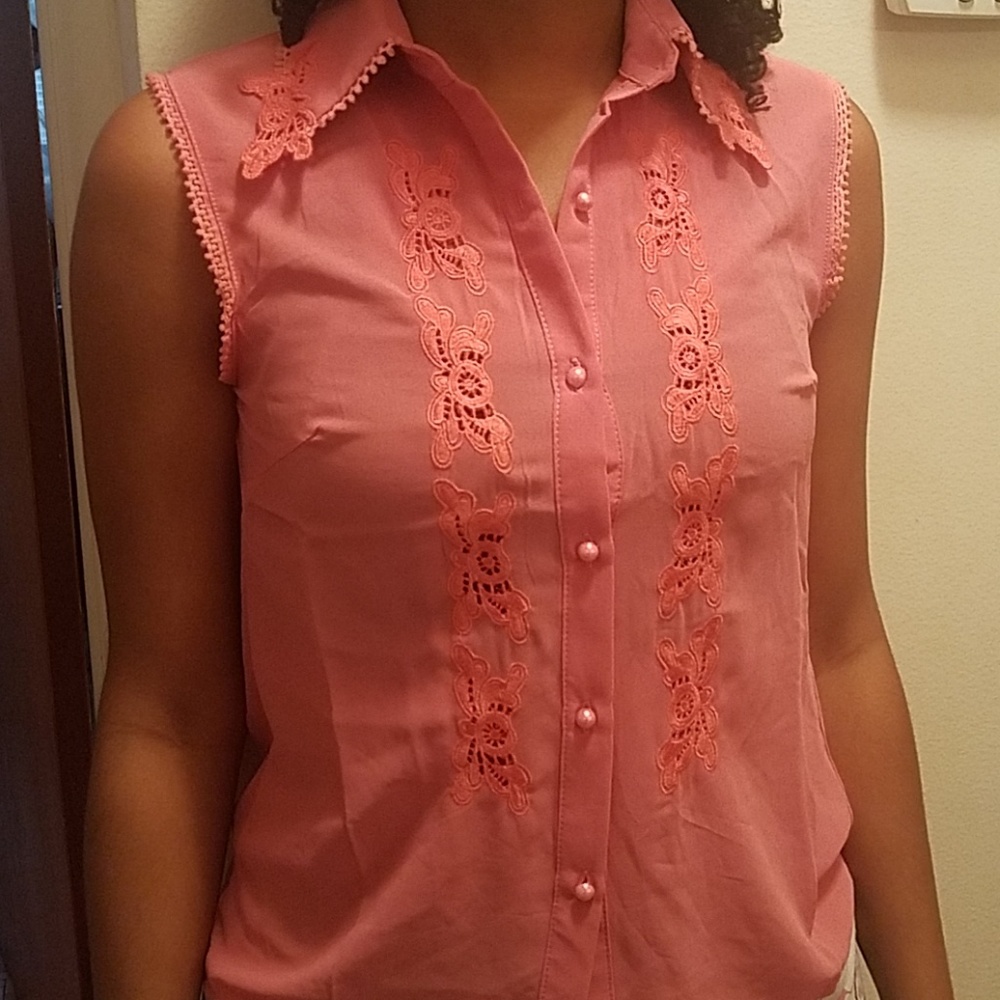 Pink blouse - Picture 2 of 2
